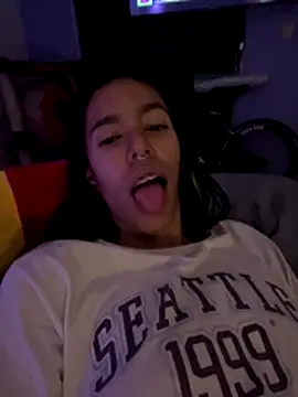 stephania t online show from 1, 12, 2025