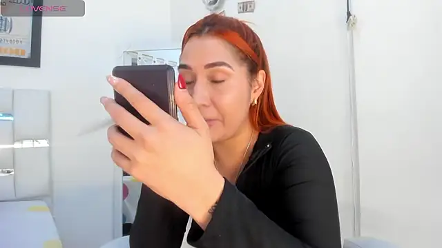 Alba Grey online show from 14, 1, 2026