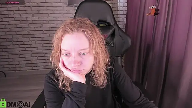 Michelle Blond online show from 26, 2, 2026