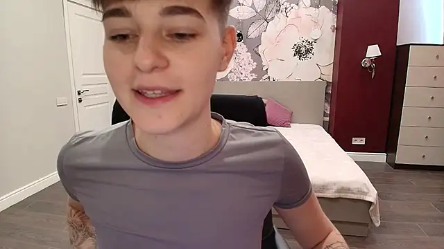 EmiliaYours online show from 22, 9, 2025