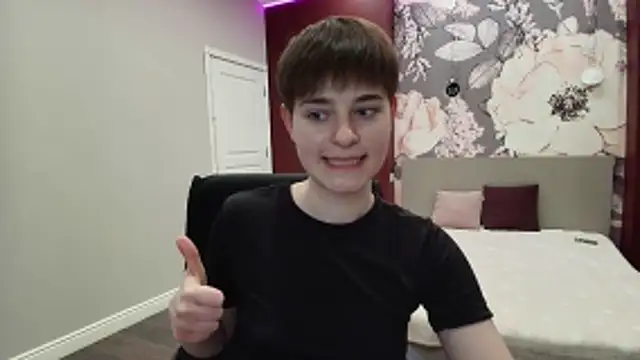 EmiliaYours online show from 17, 3, 2026