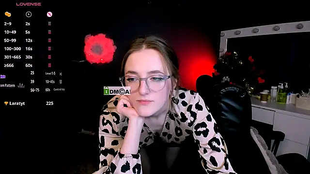 luna berryy online show from 21, 2, 2025