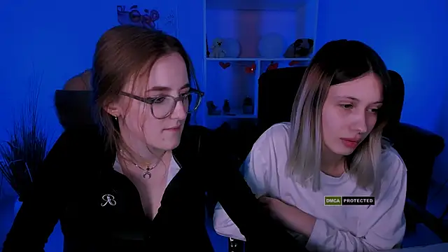 luna berryy online show from 15, 3, 2025