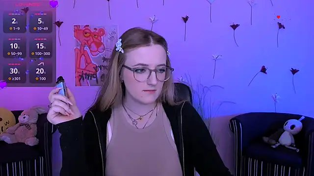 Snapshot of luna_berryy chatting on 2, 5, 2026 luna berryy online show from 2, 5, 2026