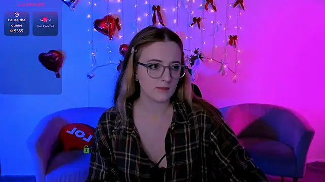 Snapshot of luna_berryy chatting on 30, 5, 2026 luna berryy online show from 30, 5, 2026