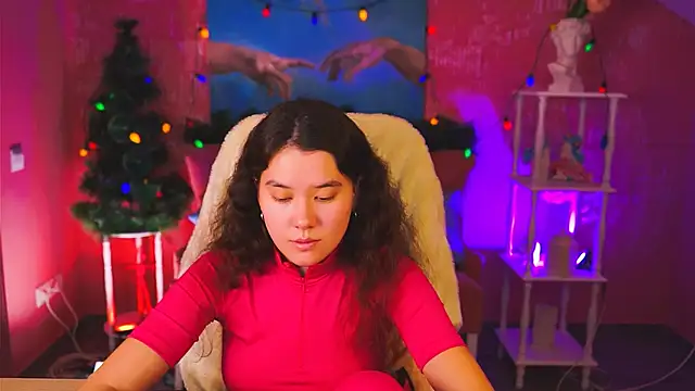 Snapshot of LeesaLee chatting on 6, 12, 2024 LeesaLee online show from 6, 12, 2024