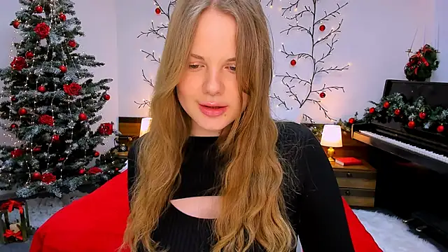 Snapshot of holy_kitty chatting on 10, 1, 2025 holy kitty online show from 10, 1, 2025