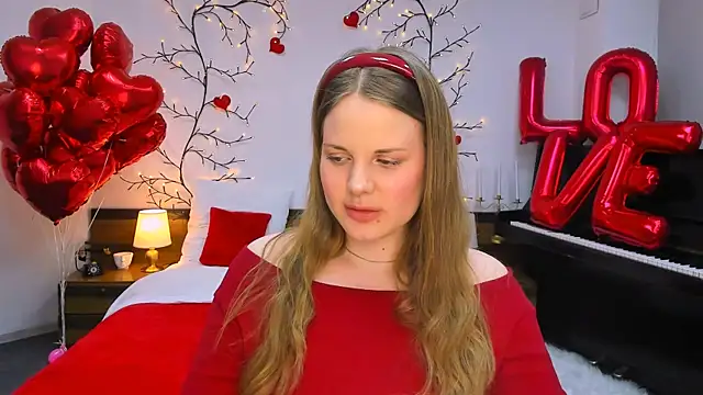 Snapshot of holy_kitty chatting on 12, 2, 2025 holy kitty online show from 12, 2, 2025