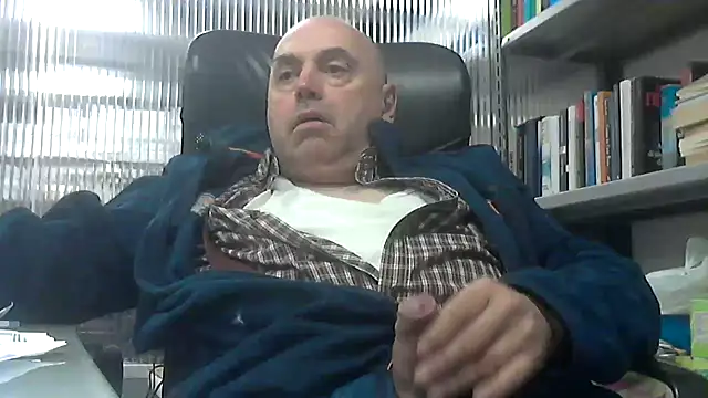 Snapshot of pantomax chatting on 4, 3, 2026 pantomax online show from 4, 3, 2026