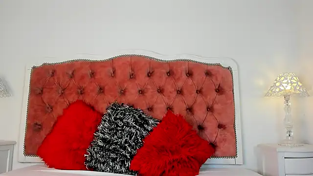 amberlitle online show from 17, 2, 2025