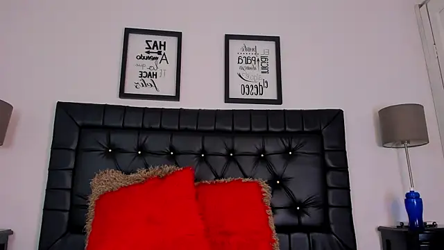 amberlitle online show from 8, 11, 2025