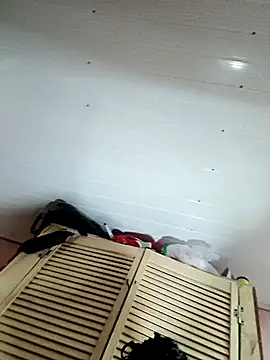 Snapshot of fatpussysasha chatting on 5, 3, 2025 fatpussysasha online show from 5, 3, 2025