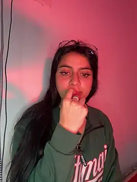 Cassie-millers online show from 4, 12, 2024