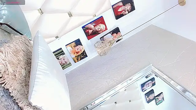 Niccolls Princess online show from 28, 2, 2025