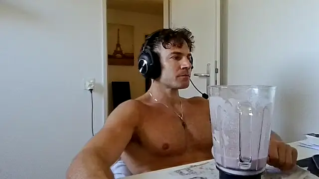 Snapshot of alpha-hunk chatting on 23, 4, 2026 alpha-hunk online show from 23, 4, 2026