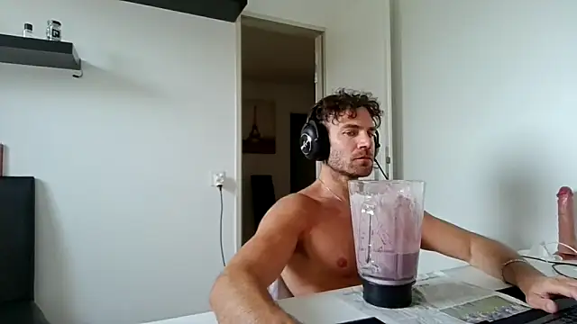 Snapshot of alpha-hunk chatting on 4, 5, 2026 alpha-hunk online show from 4, 5, 2026