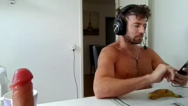 Snapshot of alpha-hunk chatting on 16, 5, 2026 alpha-hunk online show from 16, 5, 2026
