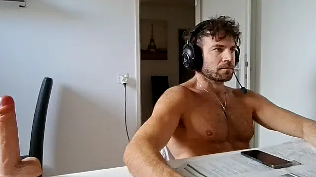 Snapshot of alpha-hunk chatting on 16, 5, 2026 alpha-hunk online show from 16, 5, 2026
