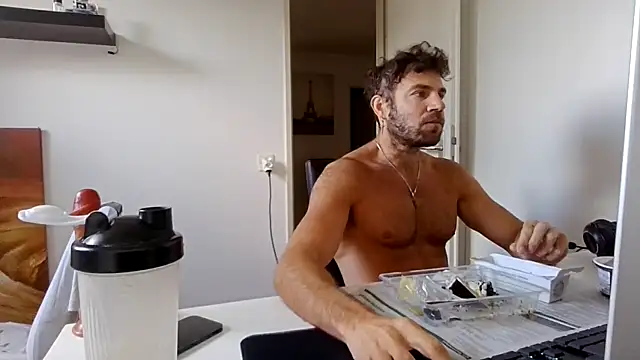 Snapshot of alpha-hunk chatting on 17, 5, 2026 alpha-hunk online show from 17, 5, 2026