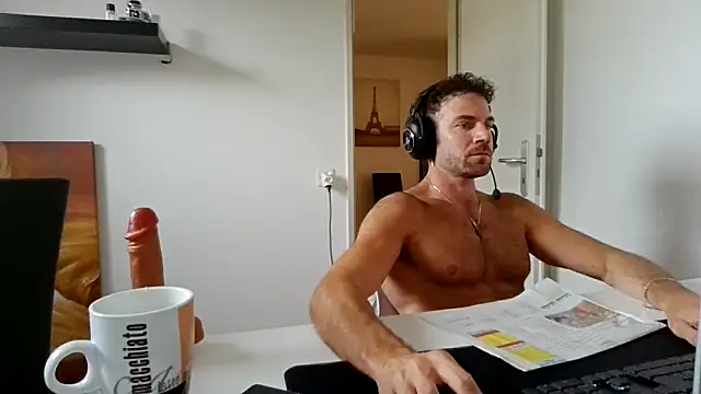 Snapshot of alpha-hunk chatting on 21, 5, 2026 alpha-hunk online show from 21, 5, 2026