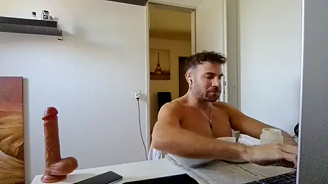 Snapshot of alpha-hunk chatting on 26, 5, 2026 alpha-hunk online show from 26, 5, 2026