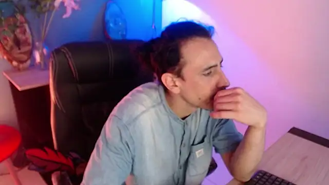 Sr Magnus  online show from 19, 3, 2025