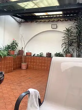 Kyna euphoria online show from 9, 1, 2025