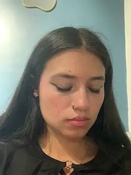 Kyna euphoria online show from 27, 1, 2025