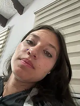 Kyna euphoria online show from 3, 2, 2025