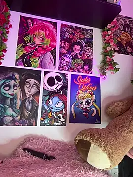 ariiel  online show from 8, 11, 2025