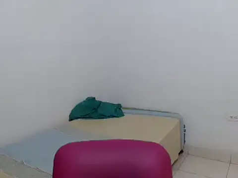 Snapshot of estefania224 chatting on 6, 3, 2025 estefania224 online show from 6, 3, 2025