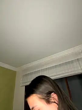 aurora divine online show from 11, 9, 2025