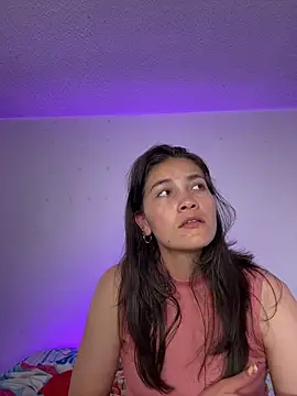 Snapshot of aurora_divine chatting on 4, 5, 2026 aurora divine online show from 4, 5, 2026
