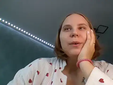 Thalia  Star online show from 1, 1, 2025