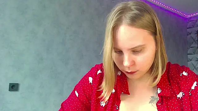 Thalia  Star online show from 1, 2, 2025