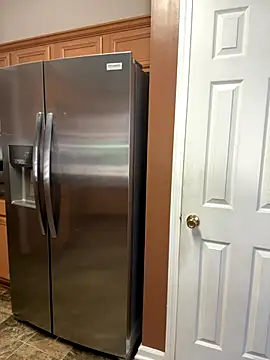 Snapshot of choclatepeaach chatting on 3, 11, 2025 choclatepeaach online show from 3, 11, 2025