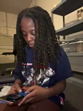 choclatepeaach online show from 20, 12, 2025