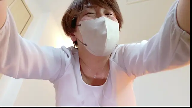 Risa 06 online show from 10, 1, 2025