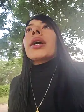 Snapshot of Caro_kitty- chatting on 12, 11, 2025 Caro kitty- online show from 12, 11, 2025