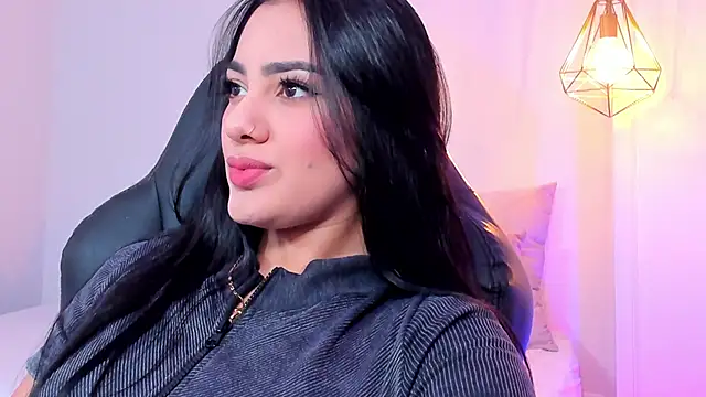 mallie quinn online show from 20, 12, 2024