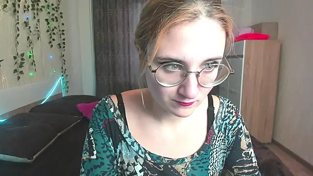 Miss Elsa  online show from 15, 1, 2025