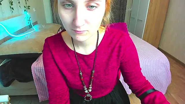 Miss Elsa  online show from 26, 2, 2025