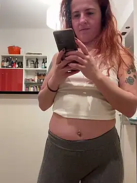 Snapshot of Nala_95 chatting on 4, 12, 2024 Nala 95 online show from 4, 12, 2024