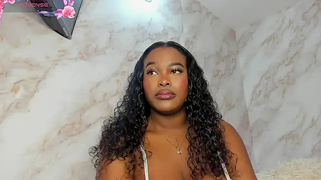 Snapshot of Kaseydelvey chatting on 4, 12, 2024 Kaseydelvey online show from 4, 12, 2024