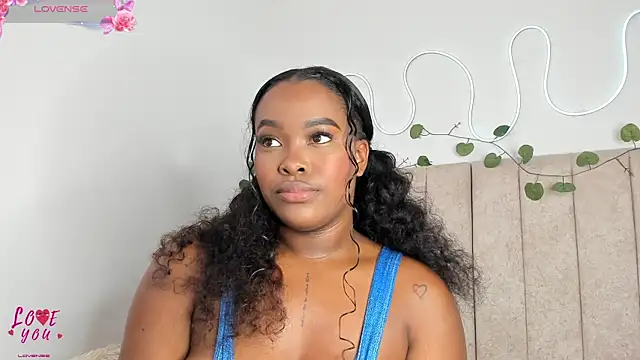 Snapshot of Kaseydelvey chatting on 19, 9, 2025 Kaseydelvey online show from 19, 9, 2025