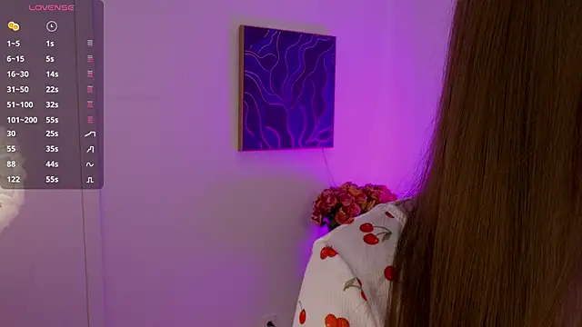 Lilly Colins online show from 20, 2, 2025