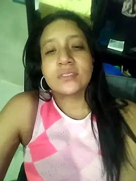 Snapshot of cami_victoria chatting on 3, 3, 2026 cami victoria online show from 3, 3, 2026