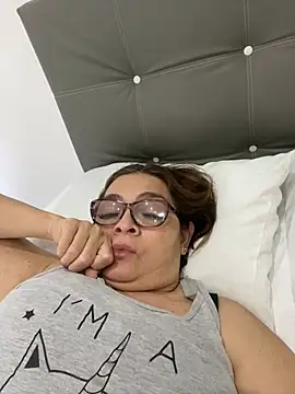 AntonellaAlondra4 online show from 15, 1, 2025