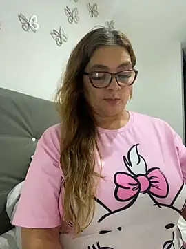 AntonellaAlondra4 online show from 14, 2, 2025