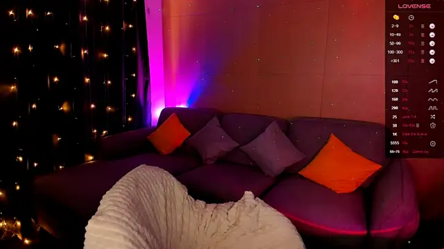 AdeleRoberts online show from 23, 2, 2025